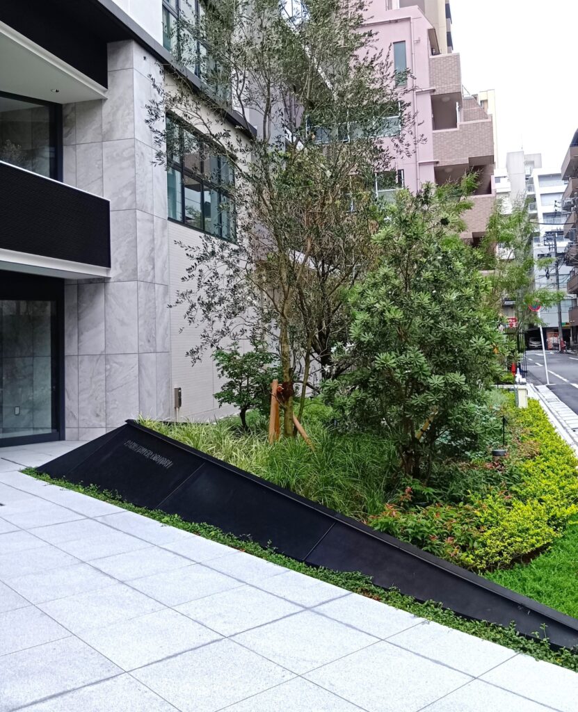 パークタワー大森　植栽パネル